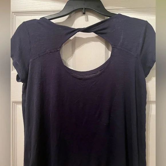 Navy Blue Jessica Simpson “Trailblazer” Top - Picture 7 of 8